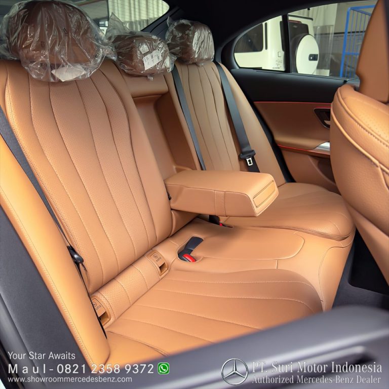 Interior Mercedes E200 Exclusive Brown 4