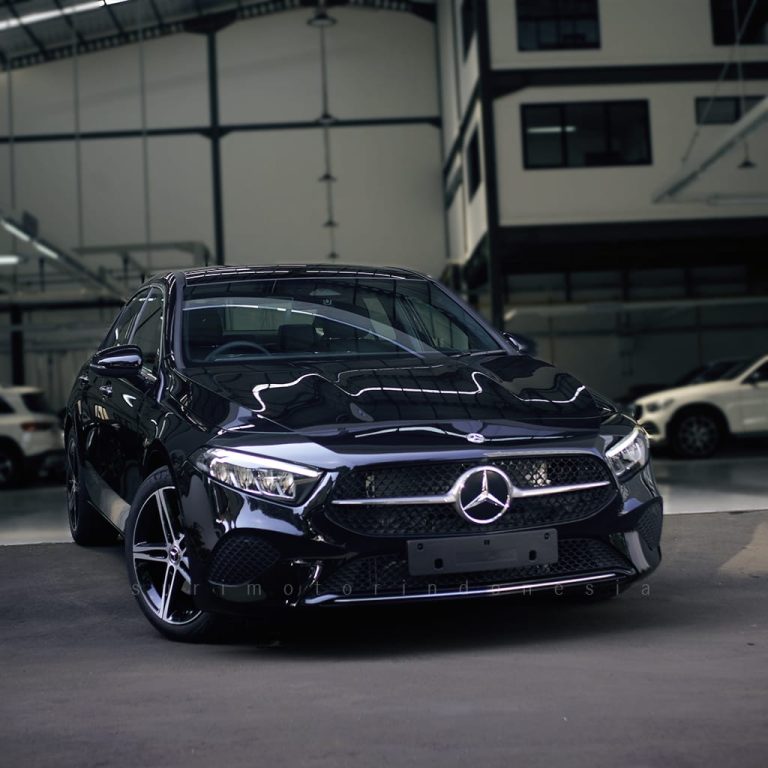 Mercedes Benz A200 Indonesia Black 1