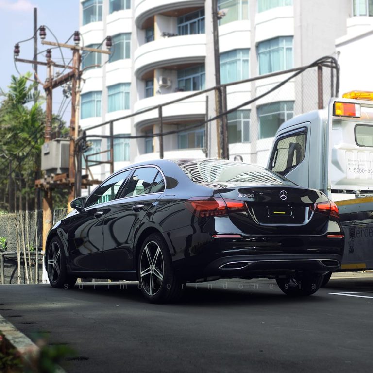 Mercedes Benz A200 Indonesia Black 2