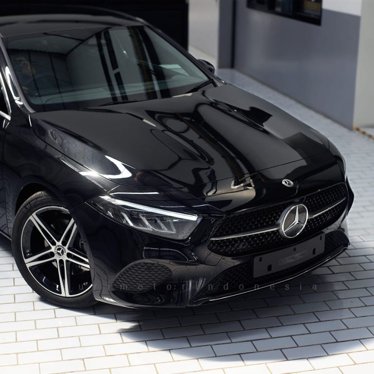 Mercedes Benz A200 Indonesia Black 3