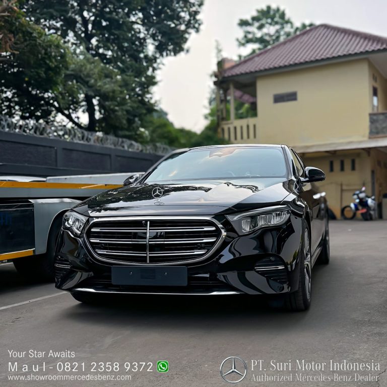Mercedes E200 Exclusive Black 2