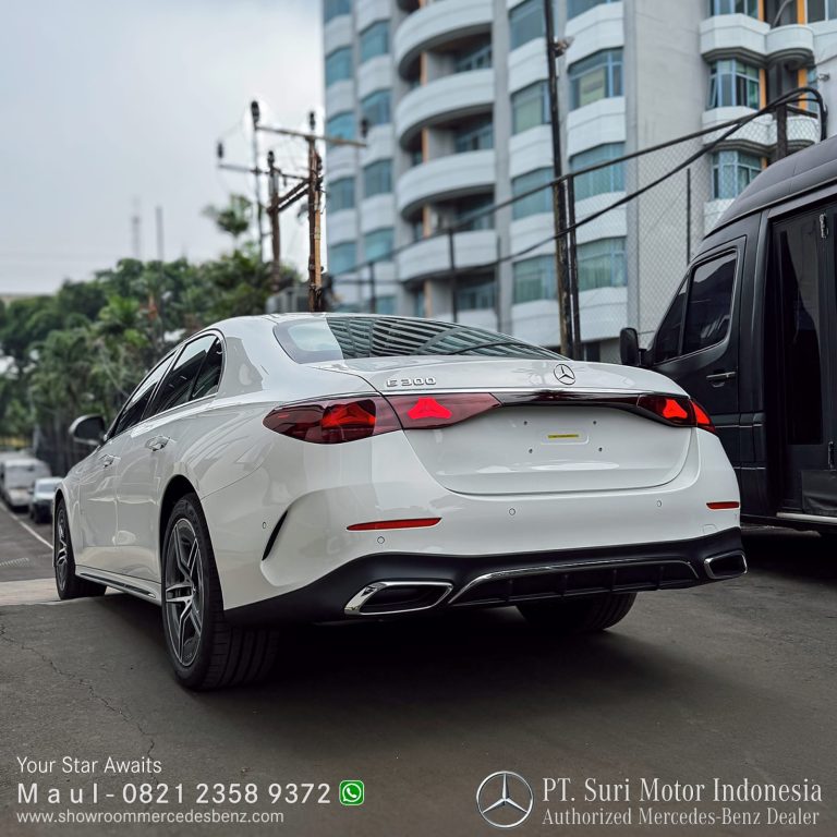Mercedes E300 AMG Line Indonesia White 3